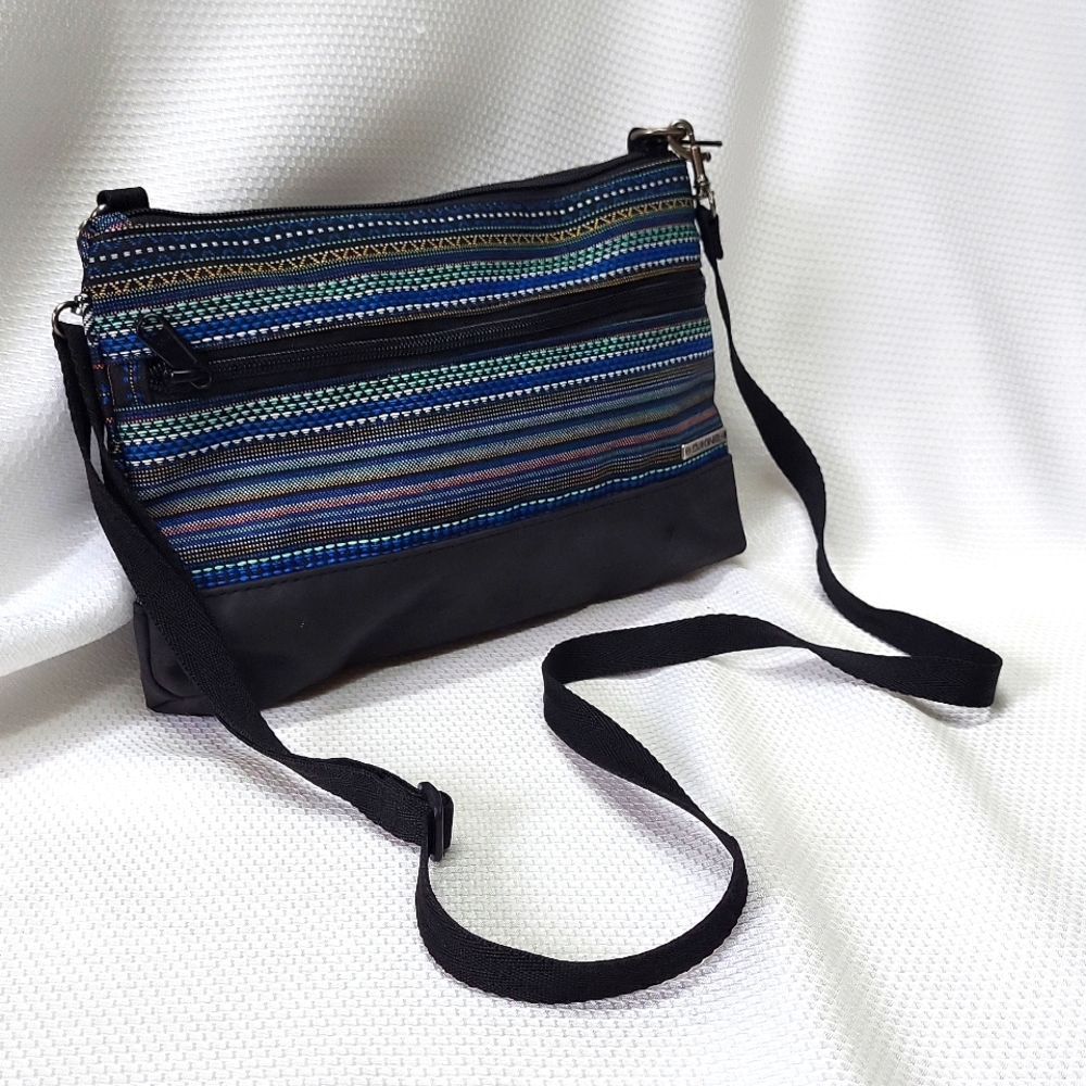 NWOT ** DAKINE Jacky Crossbody